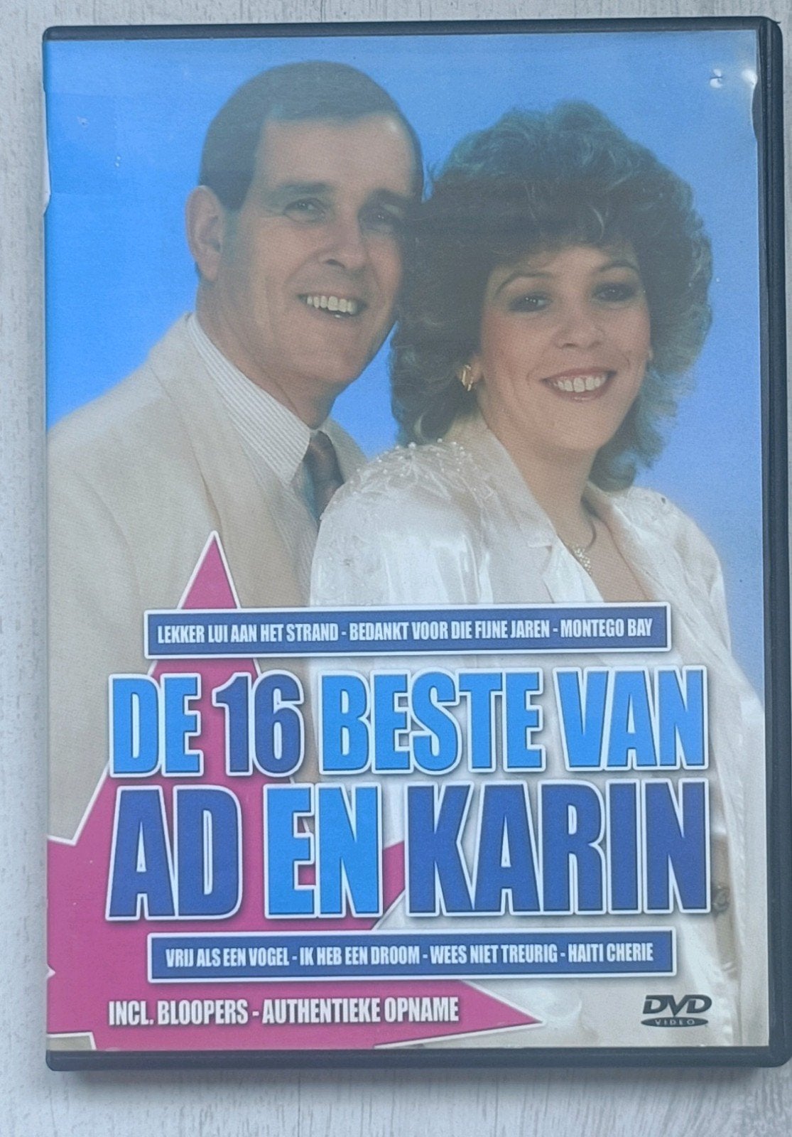 De 16 Beste van Ad en Karin - DVD, Gebruikt, Alle leeftijden, Inclusief doosje, Muziekvideo's