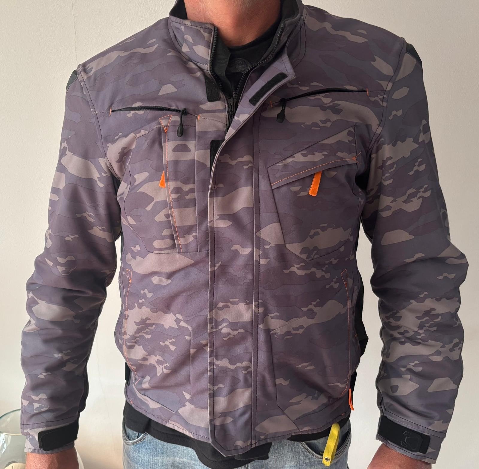 Macna motorjas maat XXL met camouflageprint, Motoren, Ophalen, Jas | textiel, Heren, Tweedehands