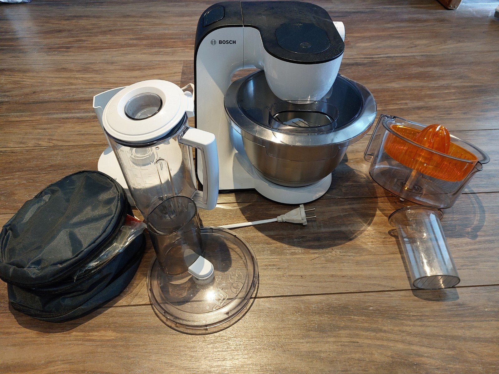 Bosch MUM52110/03 Keukenmachine met accessoires, Ophalen, Gebruikt, 3 snelheden of meer, 2 tot 3 liter