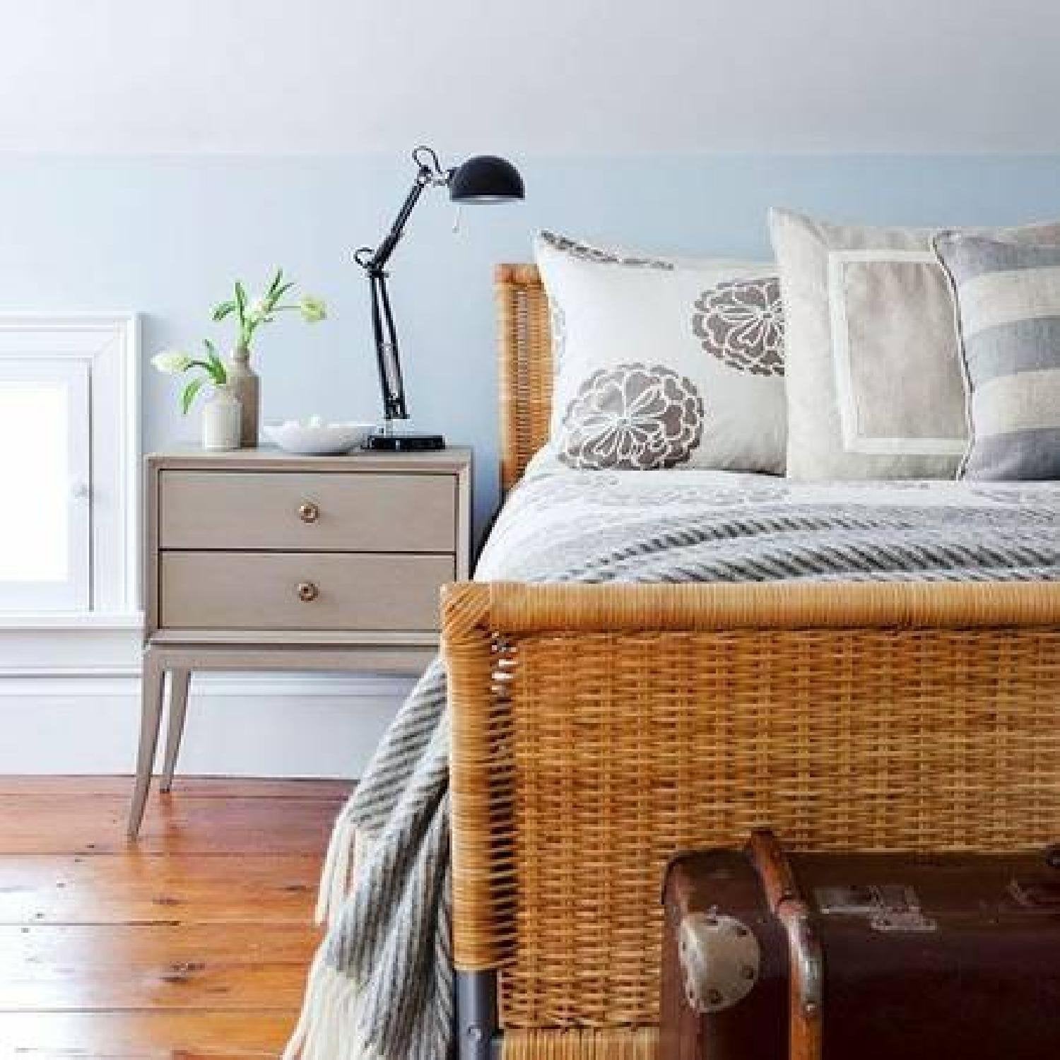 Stevig Sundnes bed van Ikea. Afm.. 140 x 200., Huis en Inrichting, Ophalen, Overige materialen, Bruin, Tweepersoons