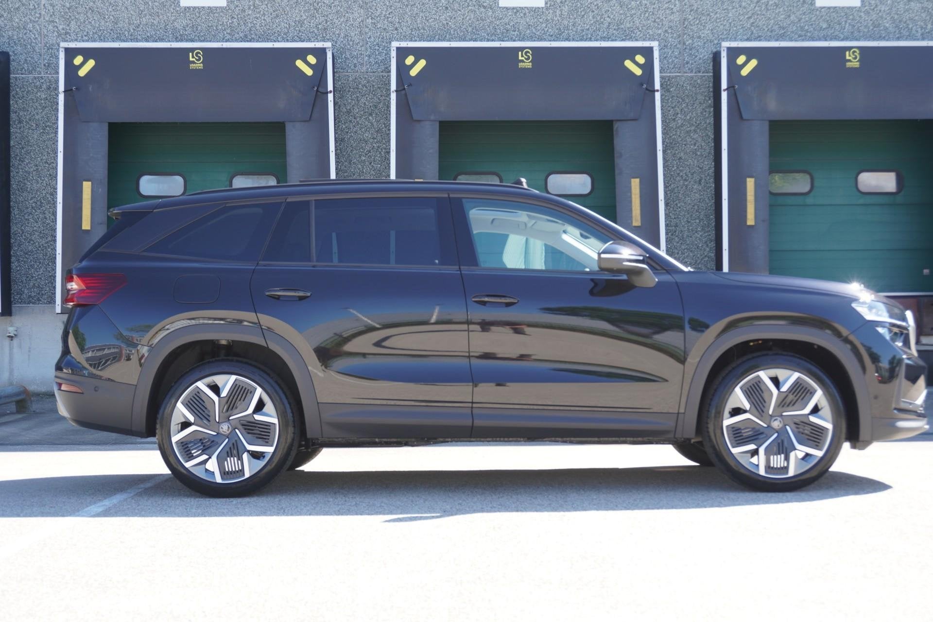 Skoda Kodiaq 1.5 TSI 204pk PHEV Business Edition Plus | Pano, Auto's, 12 maanden, Stof, 1498 cc, Euro 6