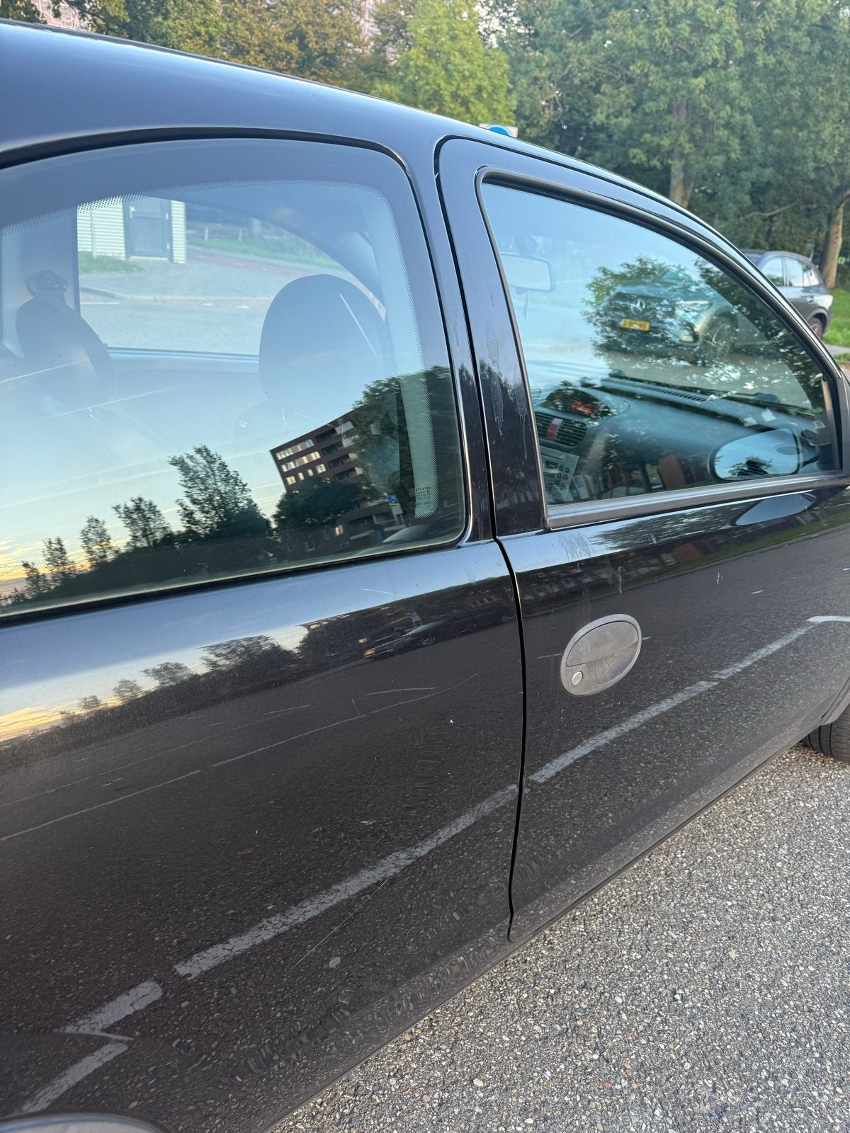 Foto 6 van Opel Corsa 1.2 Twinport | 2e eigenaar | Airco | APK 06-2027