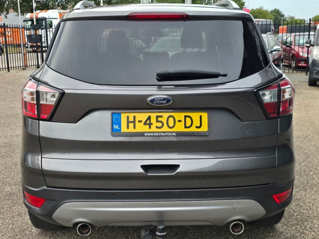 Foto 9 van Ford Kuga 1.5 EcoBoost Titanium D-Riem vervangen mooie auto