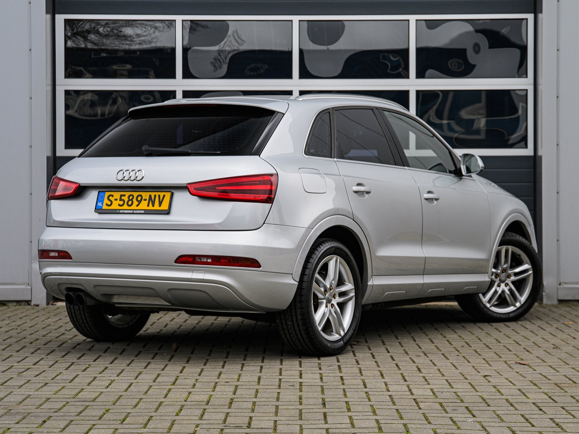 Audi Q3 2.0 TFSI quattro Pro Line | Automaat | Xenon | Sport, Euro 5, Stof, Gebruikt, Zwart