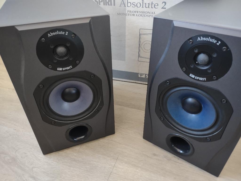 2 x Spirit Absolute 2 geluidsboxen in OVP & 4 speakerkabels, Overige merken, Gebruikt, Ophalen of Verzenden, Minder dan 60 watt