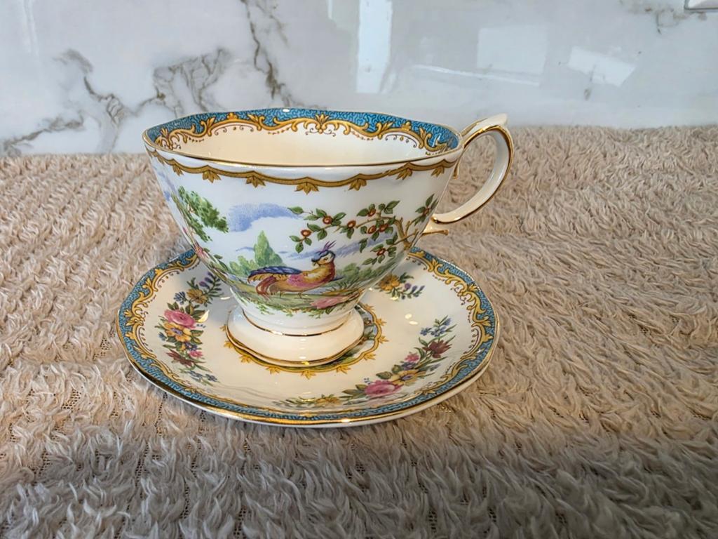 Royal Albert Chelsea Bird kop en schotel, Verzamelen, Porselein, Kristal en Bestek, Ophalen of Verzenden, Zo goed als nieuw, Porselein
