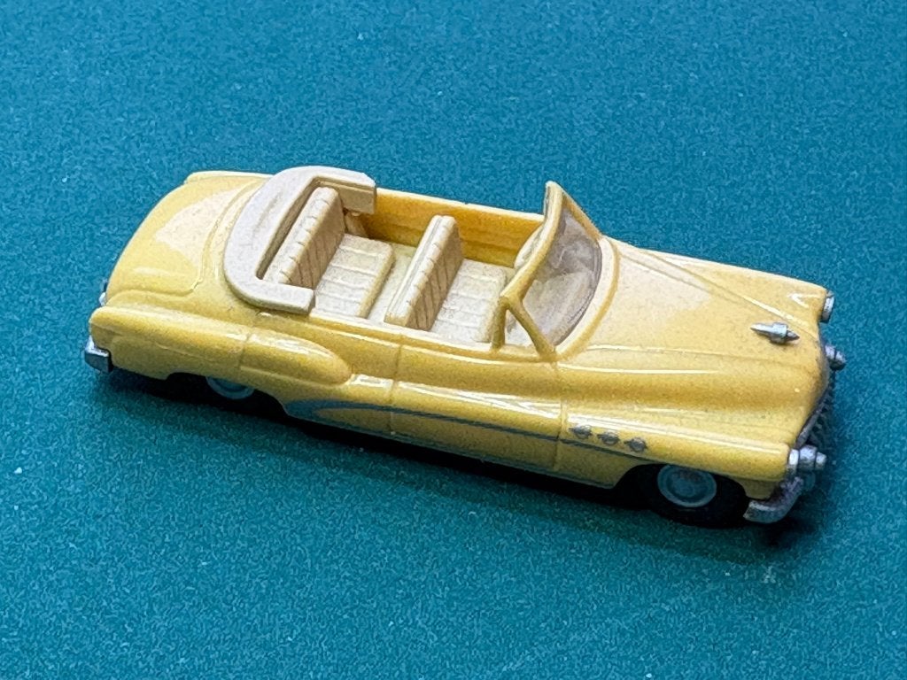 Praline Buick geel IMG6823/4, Hobby en Vrije tijd, Modelauto's | 1:87, Ophalen of Verzenden, Gebruikt, Auto, Overige merken