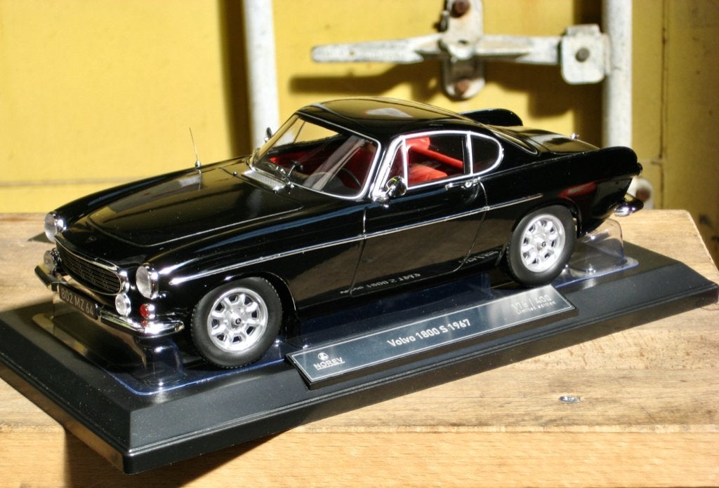 Volvo P 1800 S 1967 zwart Norev Limited 400 exemplaren 1:18, Hobby en Vrije tijd, Modelauto's | 1:18, Ophalen of Verzenden, Nieuw