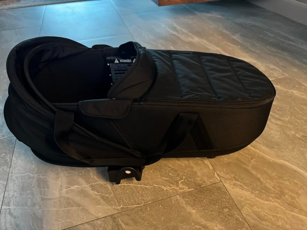 Stokke YOYO zwarte reiswieg, Zo goed als nieuw, Met reiswieg, Ophalen, Kinderwagen