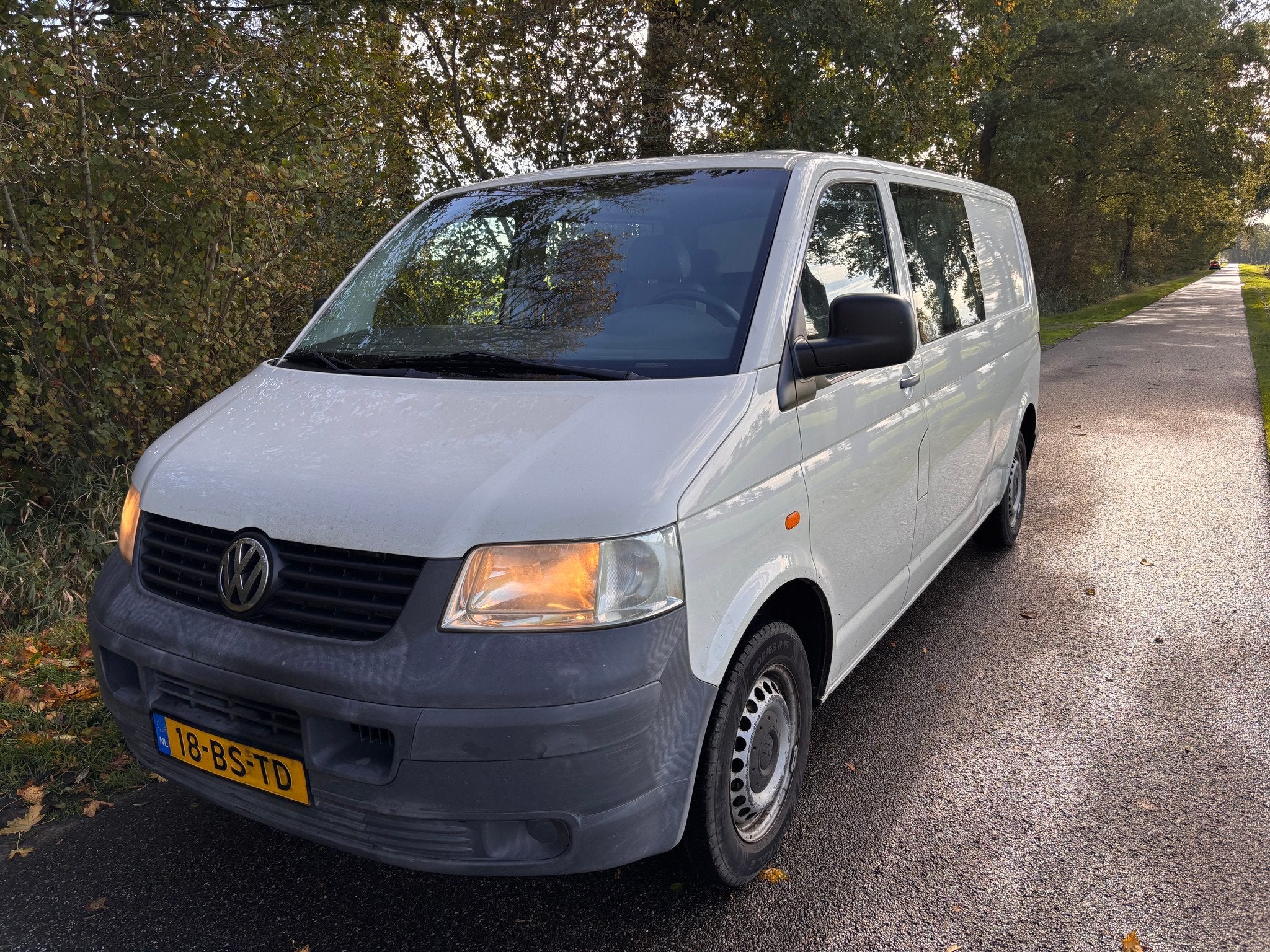 Volkswagen Transporter 1.9 TDI L2 DC 141.000KM NAP Trekhaak, Auto's, Gebruikt, 4 cilinders, Volkswagen, Wit