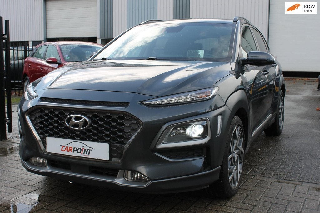 Hyundai Kona 1.6 GDI HEV Premium Leer Led Carplay Keyless HU, Auto's, Hyundai, Gebruikt, Zwart, Bedrijf, 19 km/l
