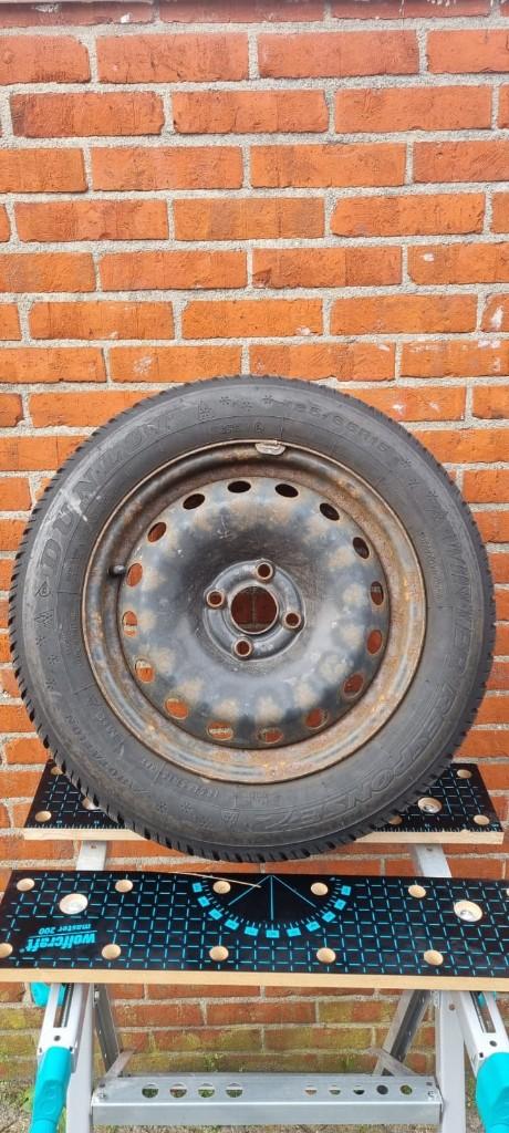 Stalen velgen met winterbanden set 185 65 15, Auto-onderdelen, Banden en Velgen, Ophalen, Gebruikt, 15 inch, Banden en Velgen
