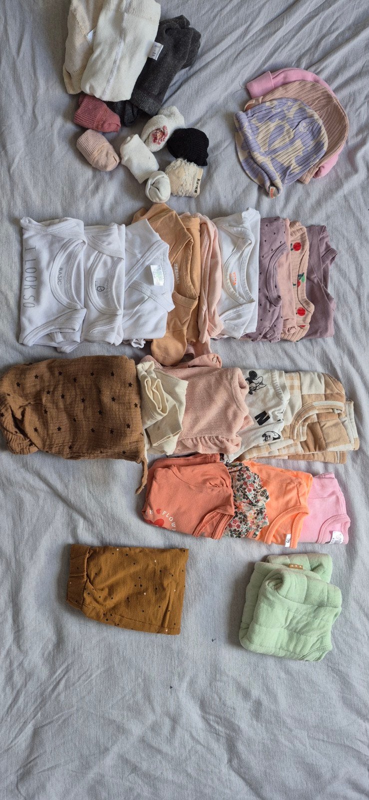 Babykleding pakket maat 50-56: rompers, trui, broek, mutsjes, Kinderen en Baby's, Babykleding | Maat 50, Ophalen of Verzenden