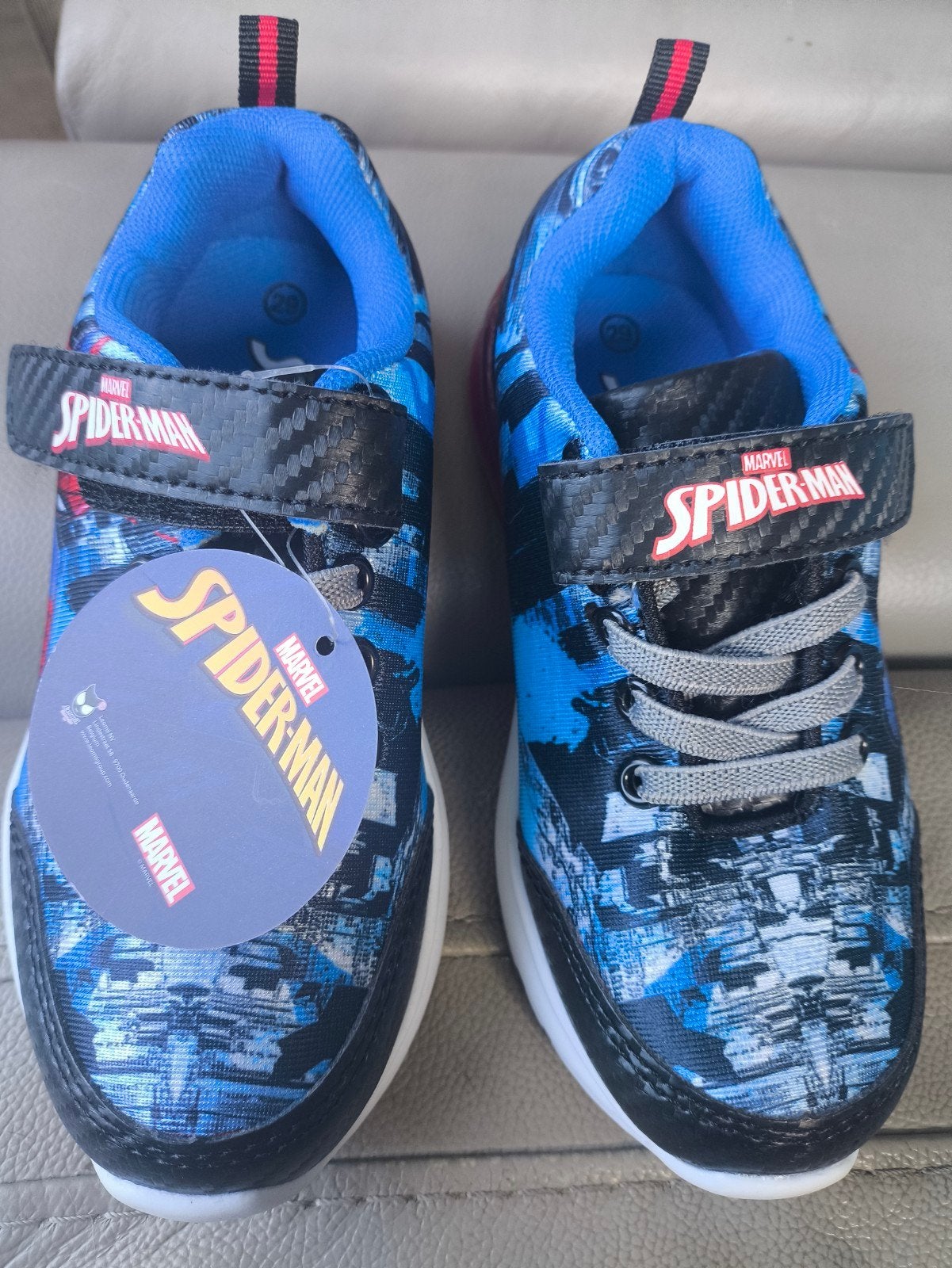 NIEUWE !!Spiderman Schoenen. Met Lichtjes, Ophalen of Verzenden, Nieuw, Jongen, Schoenen