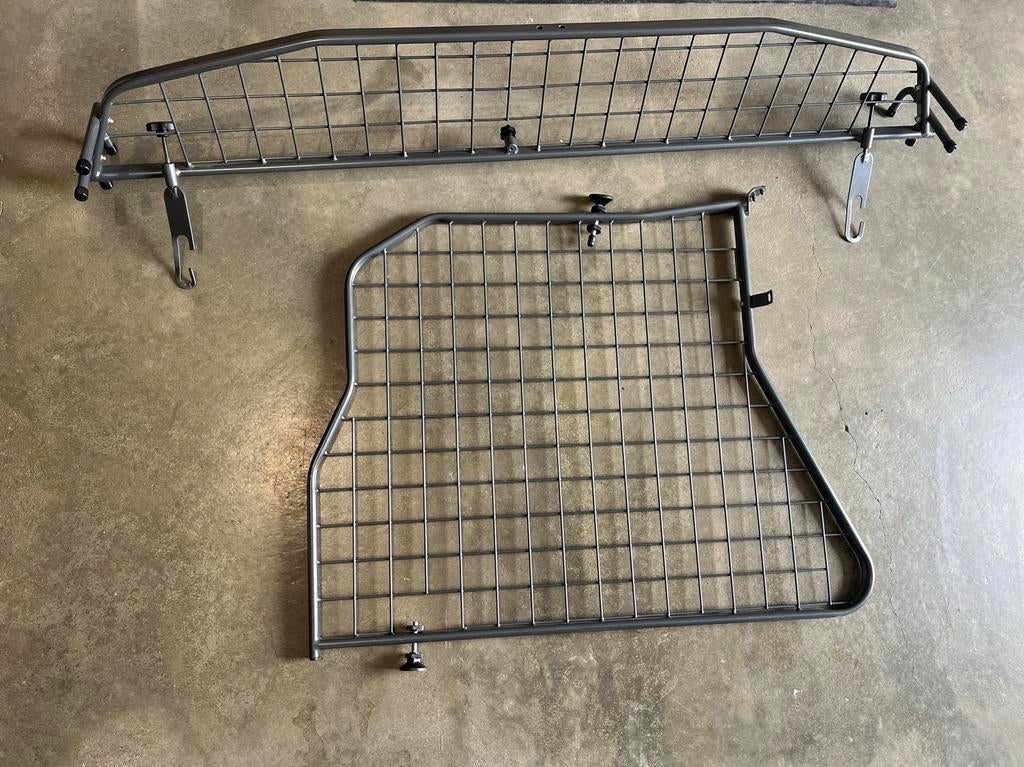 Travall Hondenrek + Divider BMW 3 Serie Touring (2011–2019), Ophalen, Gebruikt