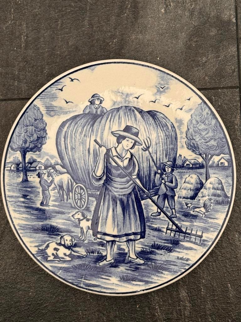 Delfts Blauw sierbord met landelijk tafereel, Ophalen
