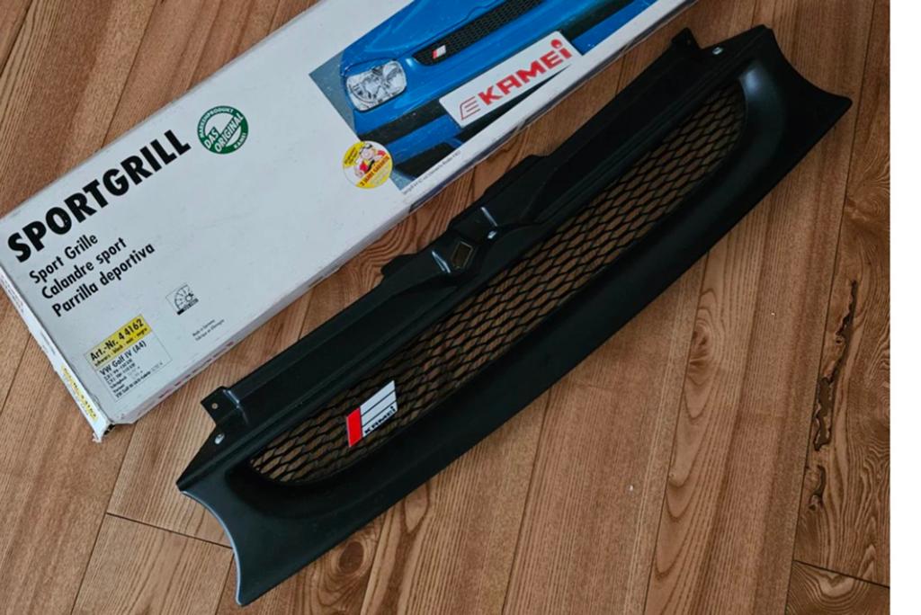 Kamei Grill golf 4 IV  ( LC9Z ), Auto-onderdelen, Ophalen of Verzenden, Nieuw, Bumper