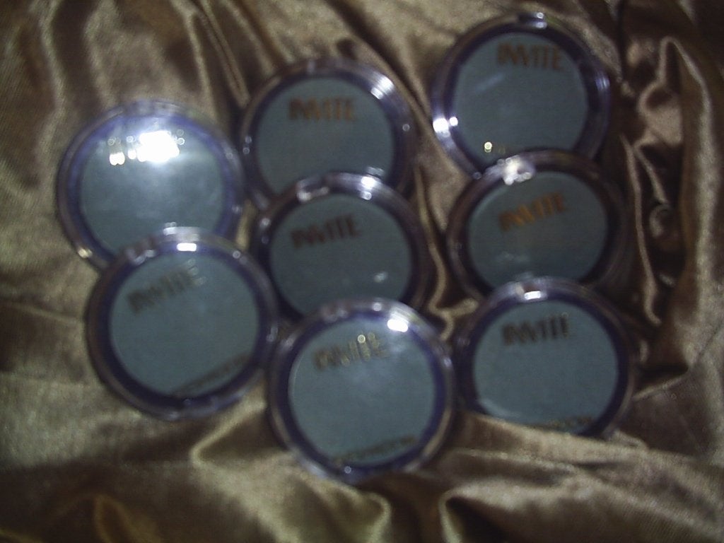 Koopje! Mooie Invite oogschaduw nieuw! Prijs=incl verzenden., Ogen, Verzenden, Nieuw, Make-up