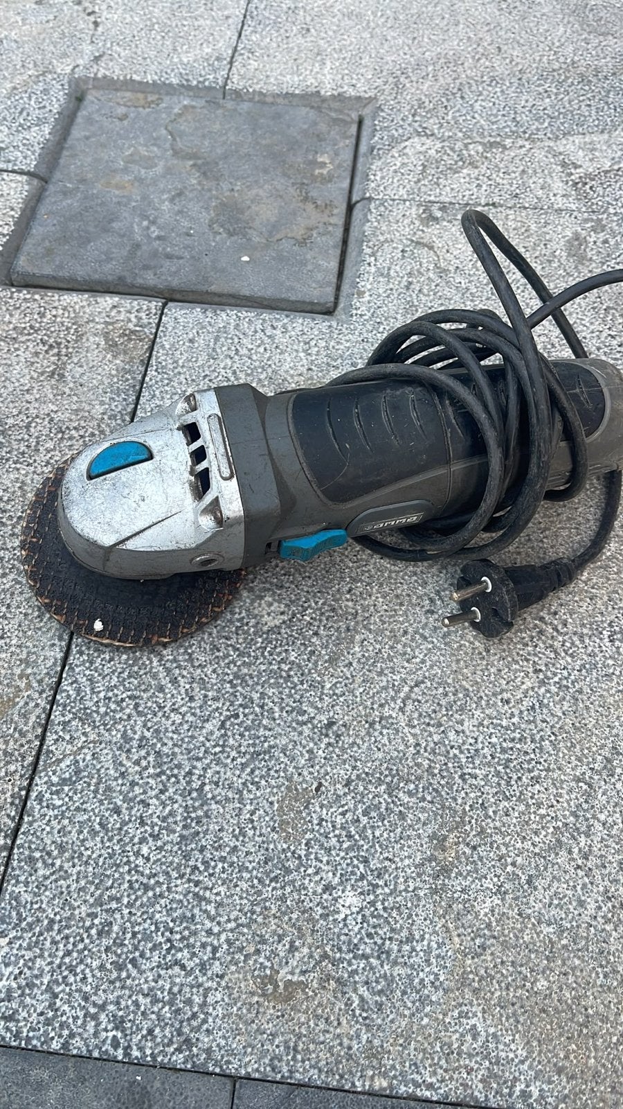 Gebruikte haakse slijper met slijpschijf, Ophalen, Gebruikt, Minder dan 600 watt, Overige typen