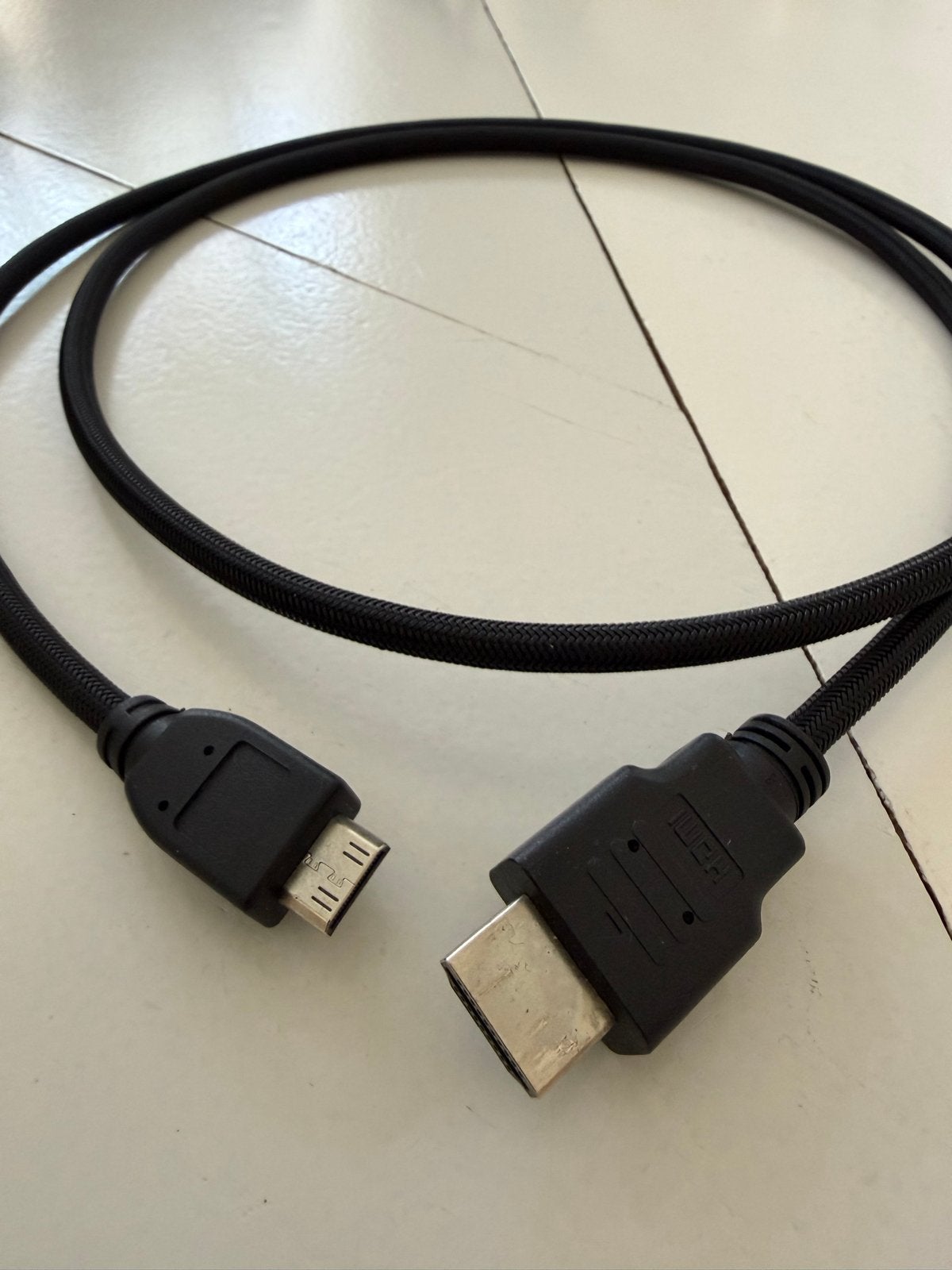 Foto 6 van ASUS ZenScreen MB16AMTR Draagbare Monitor - Full HD