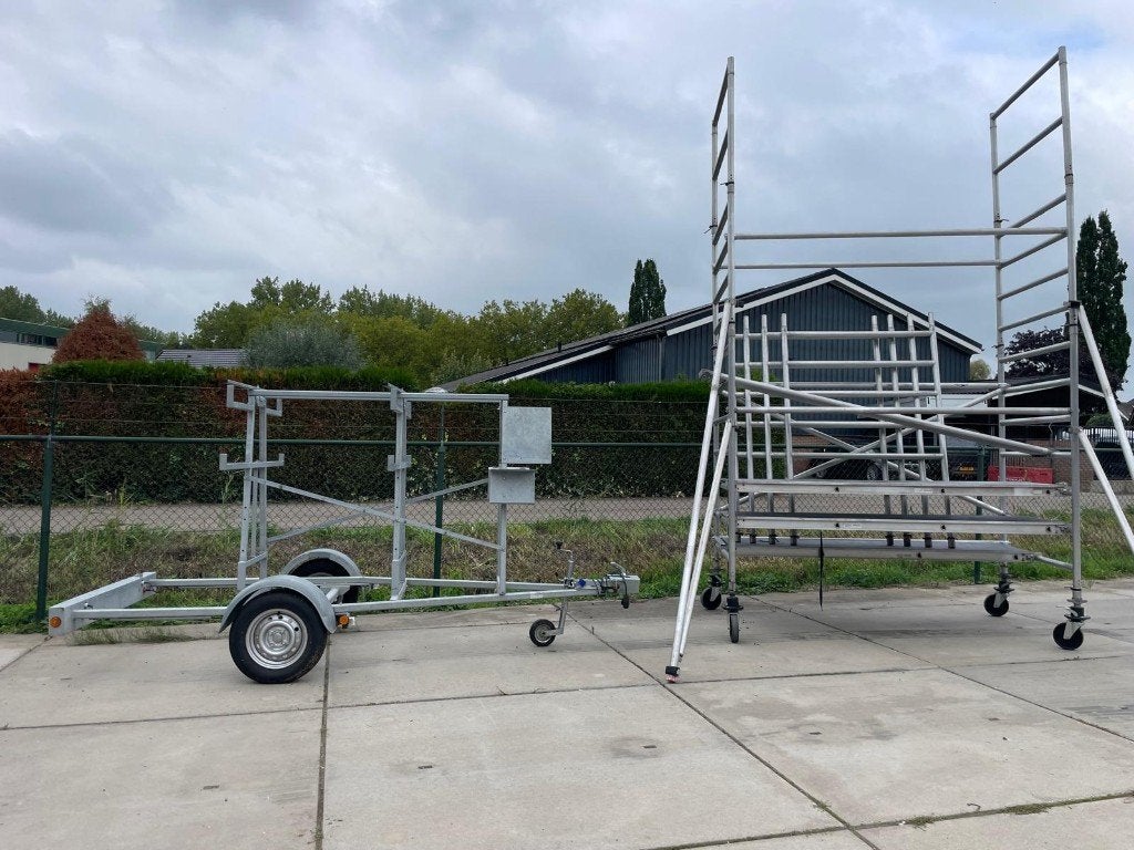 altrex rolsteiger & kar combinatie verkeert in topstaat, Doe-het-zelf en Verbouw, Ophalen, Zo goed als nieuw, Rolsteiger of Kamersteiger