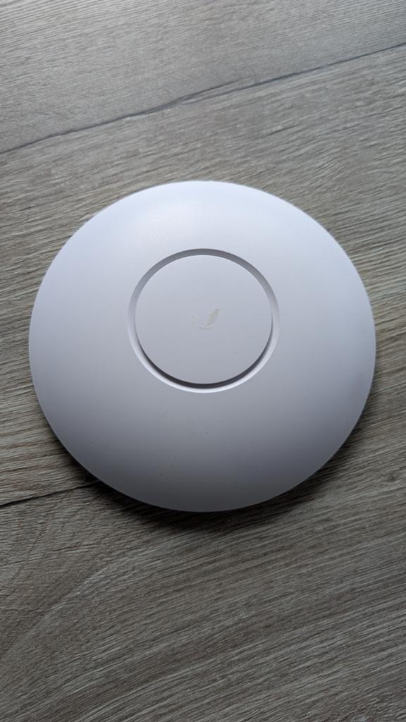 Ubiquiti Unifi AP AC Pro, Computers en Software, Accesspoints, Ophalen of Verzenden, Gebruikt, Ubiquiti UniFi