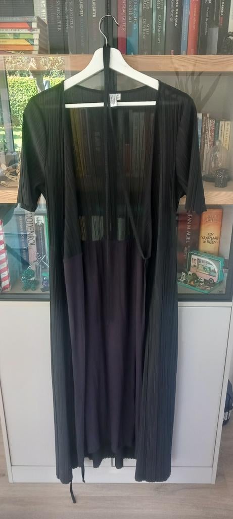 Zwarte wikkeljurk van & Other Stories, maat 42, Kleding | Dames, Jurken, Zwart, Maat 42/44 (L), & Other Stories, Ophalen of Verzenden