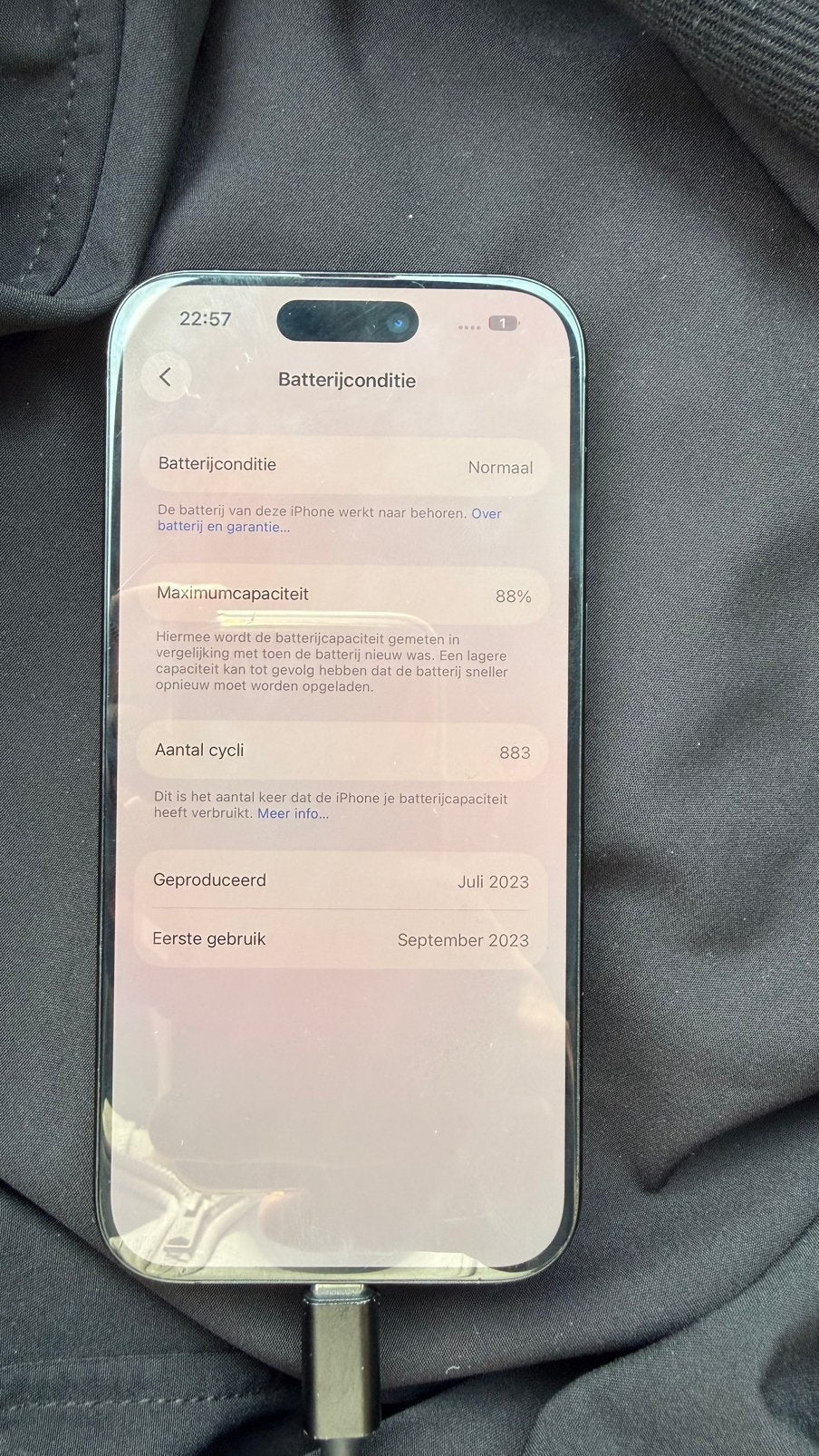 Foto 6 van Iphone 15 pro zwart 128GB