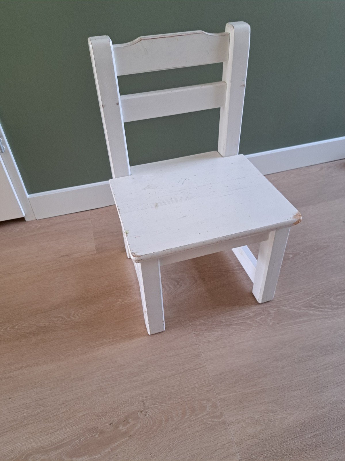 Wit houten kinderkrukje / stoeltje, Ophalen, Gebruikt, Hout