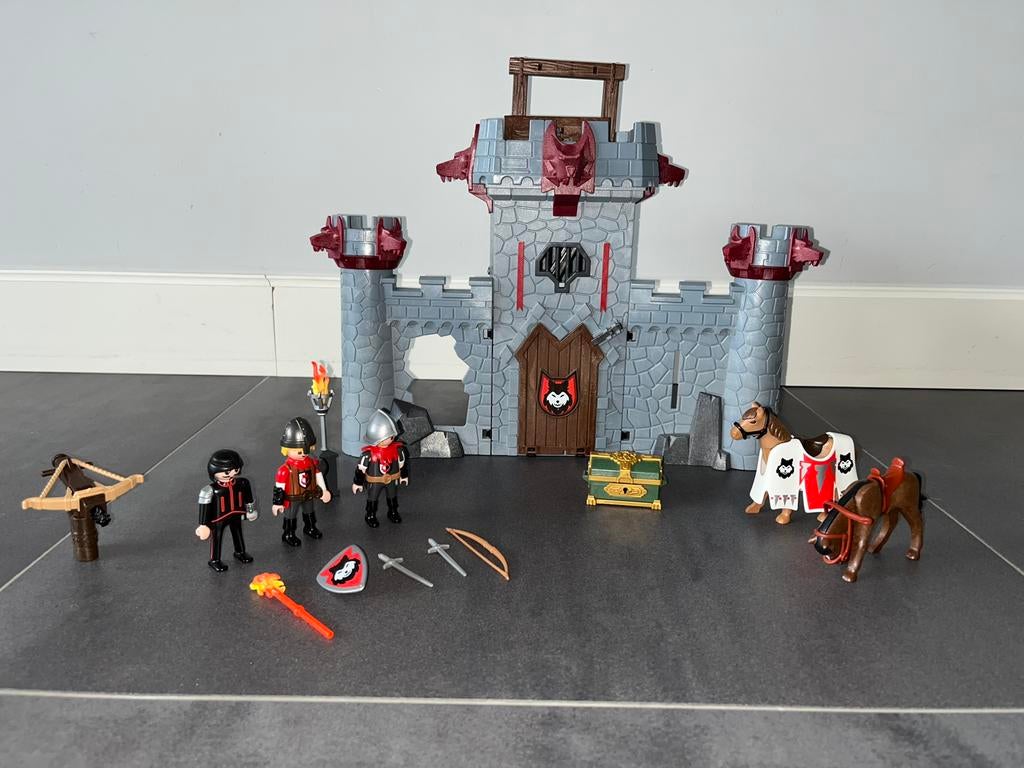 Playmobil Ridderkasteel 6697, Kinderen en Baby's, Speelgoed | Playmobil, Ophalen of Verzenden, Zo goed als nieuw