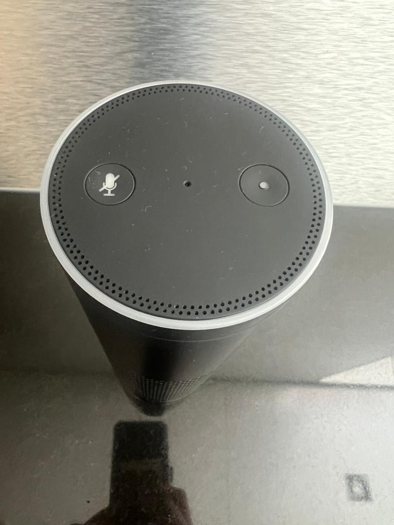 Amazon Echo (1e generatie) - Slimme speaker met Alexa, Overige merken, Overige typen, Ophalen of Verzenden, Zo goed als nieuw