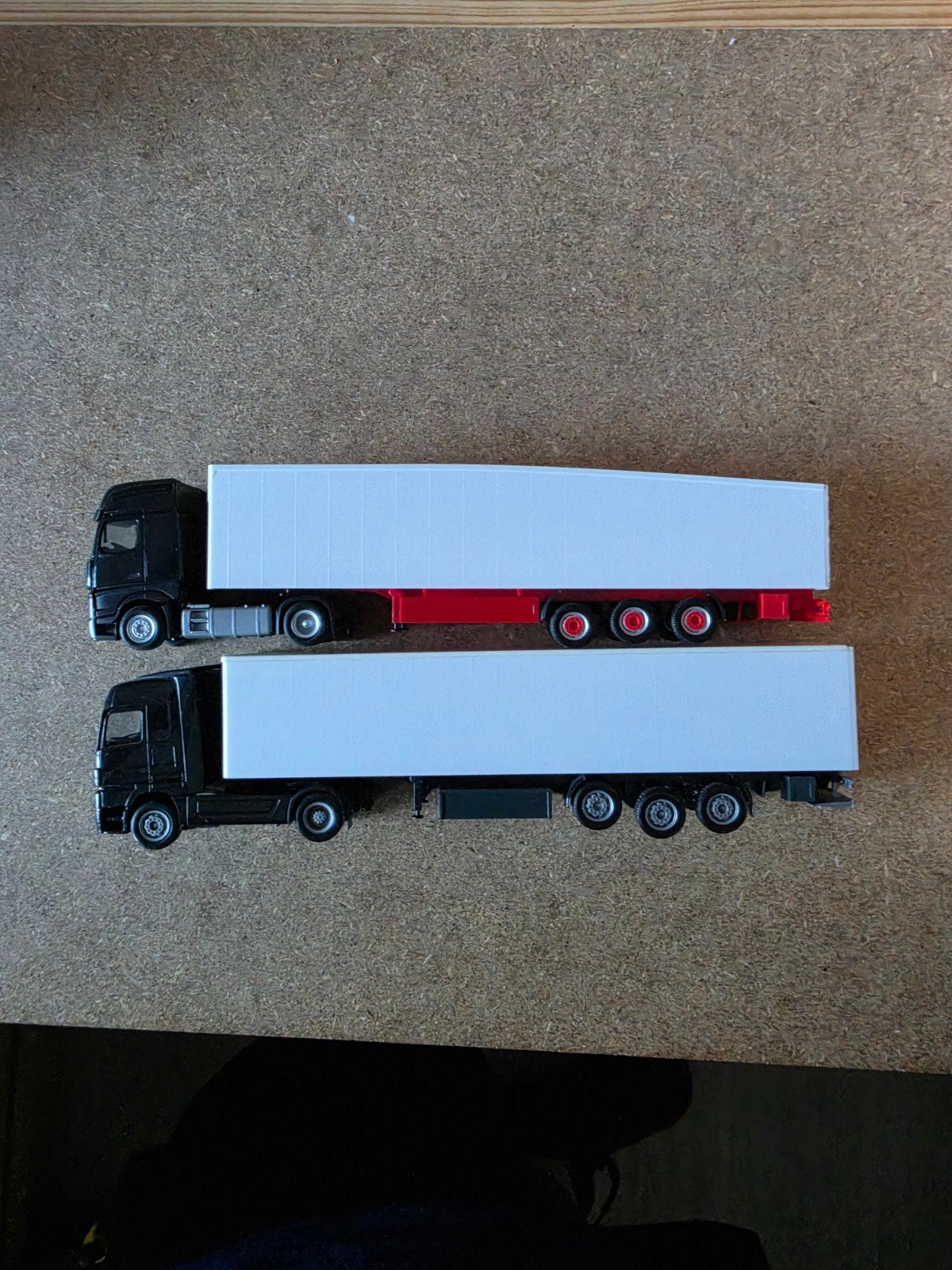 1667 herpa aanbieding 2x mb actros set, Ophalen of Verzenden, Zo goed als nieuw, Bus of Vrachtwagen, Herpa