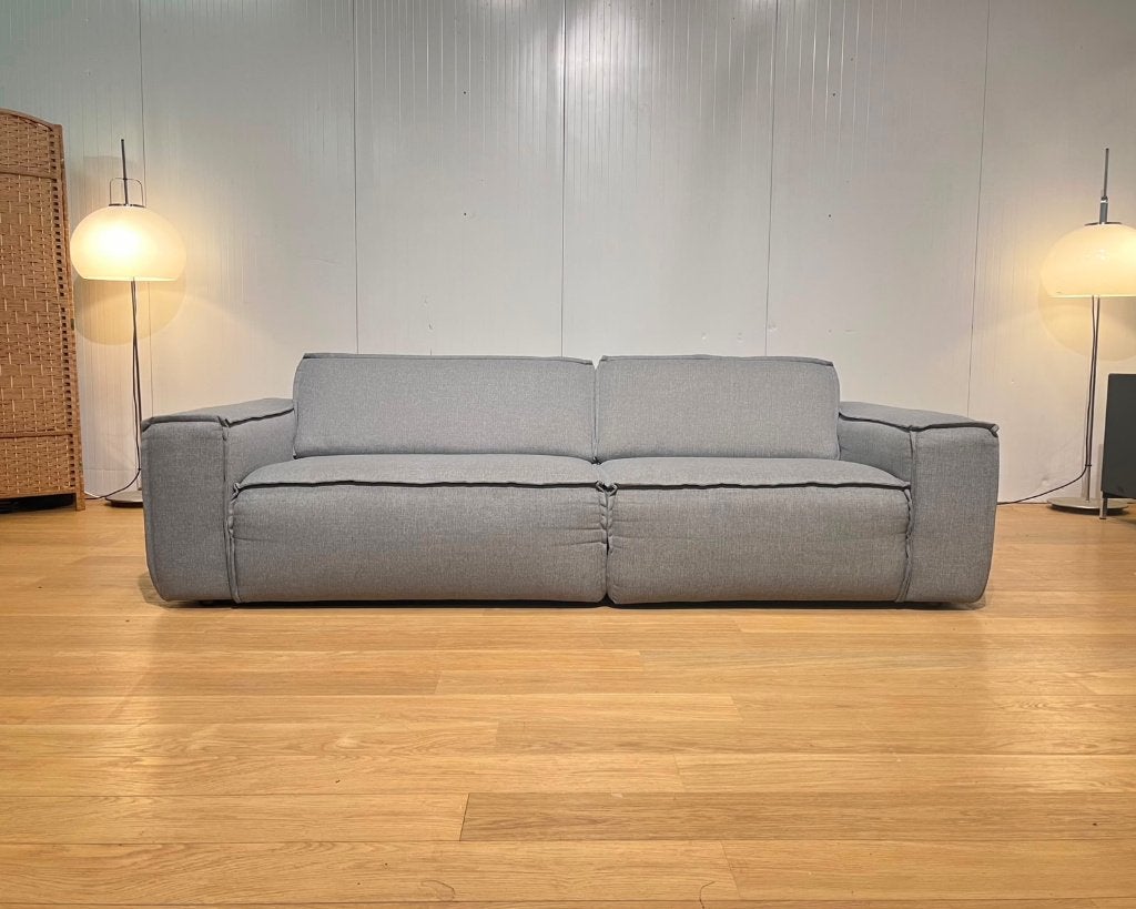 Fest Amsterdam 3-Zits Bank Kvadrat Lichtgrijs Nieuwstaat, Design Bankstellen Fest Amsterdam, https://www.festamsterdam.com/nl-en