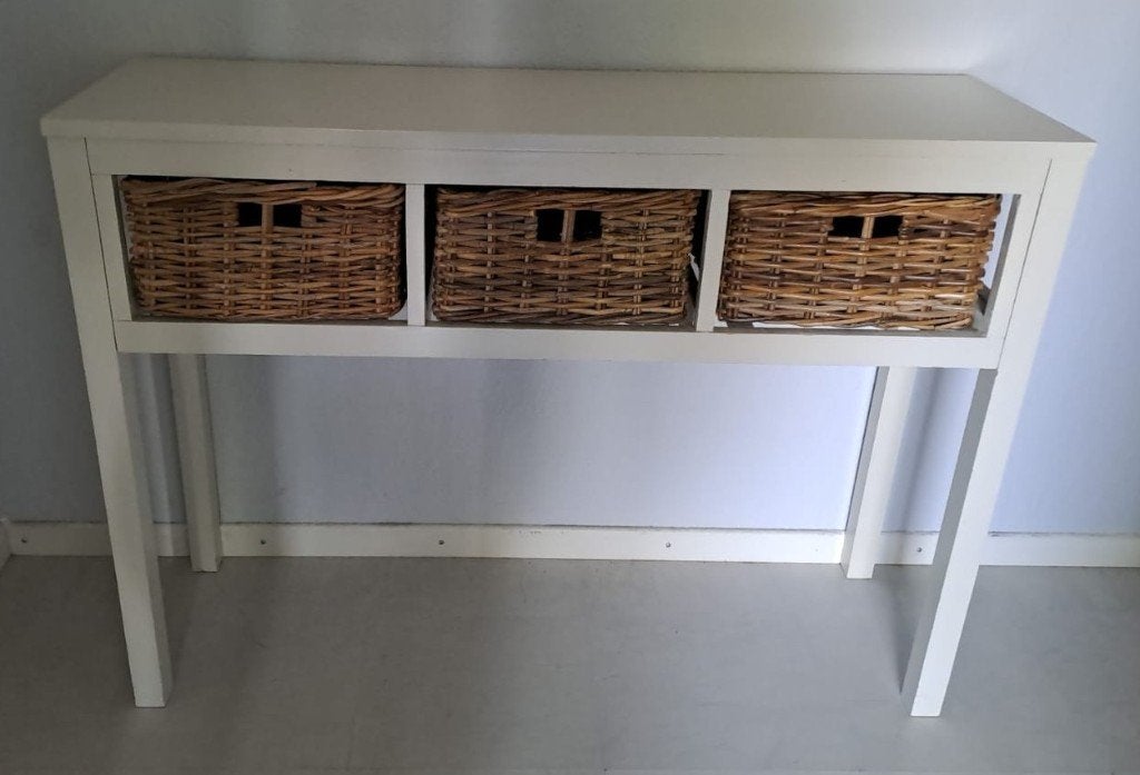 Haltafel met 3 rieten manden, stijl Riviera Maison, Huis en Inrichting, Tafels | Sidetables, Ophalen, Gebruikt, 100 tot 150 cm