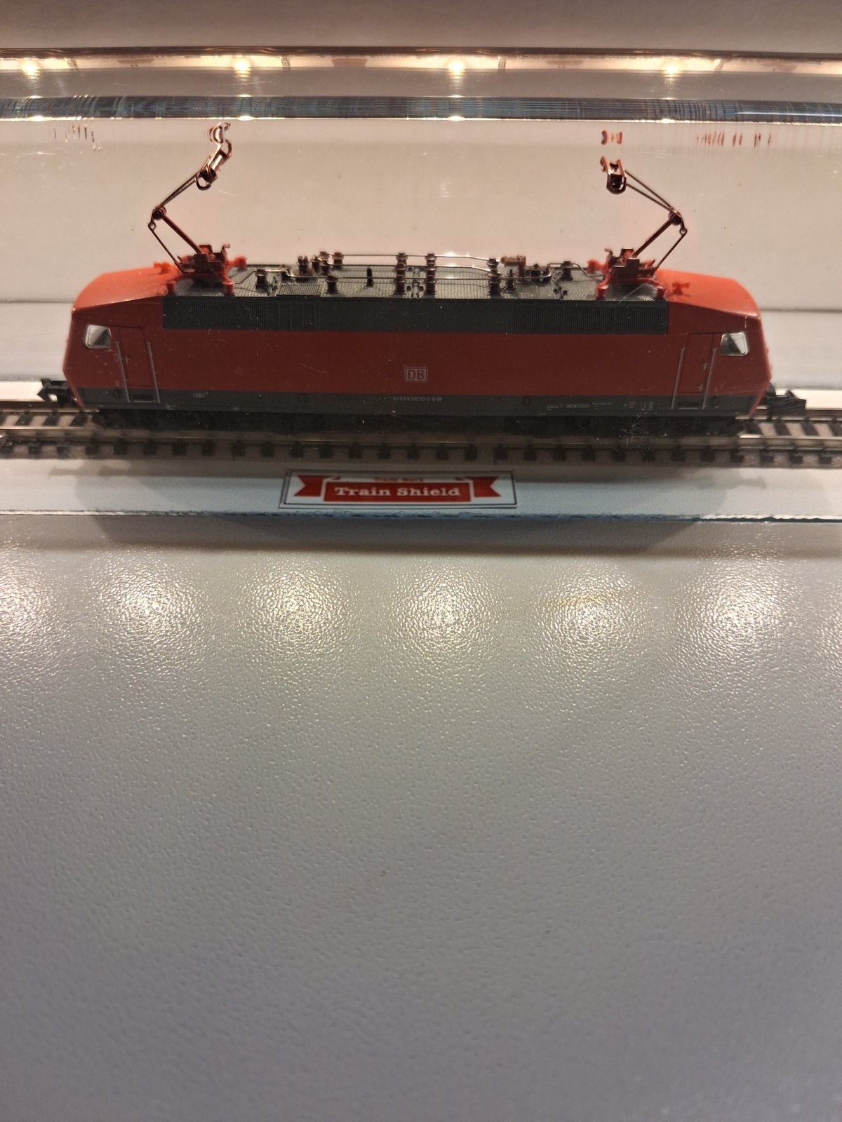 N spoor vitrine met LED  verlichting, Hobby en Vrije tijd, Overige merken, Verzenden, Gelijkstroom of Wisselstroom, Overige typen