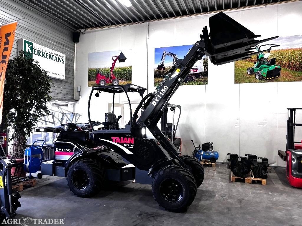 Dikke TAIAN DY1150 minishovel telescooplader met 4 cil. YANM, -, Niet opgegeven, Ophalen of Verzenden, Niet opgegeven