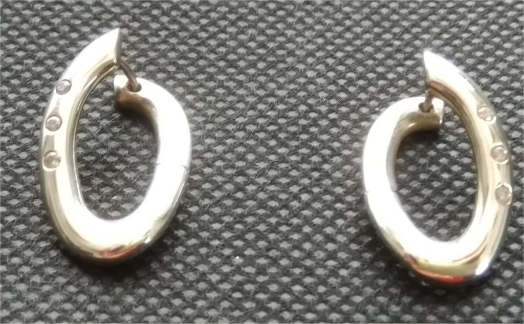 Zilveren oorstekers met 3 zirkonia's, Sieraden, Tassen en Uiterlijk, Oorbellen, Ophalen of Verzenden, Gebruikt, Zilver, Zilver