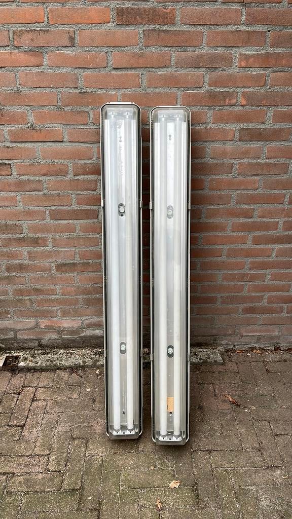 Tl armatuur 2stuks, Ophalen, Gebruikt, Minder dan 50 watt, Armatuur