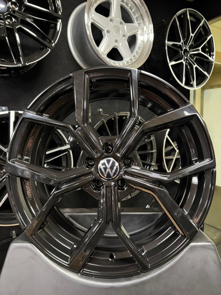 18 inch velgen voor Volkswagen Faro GTI look 5x100 Polo 2G