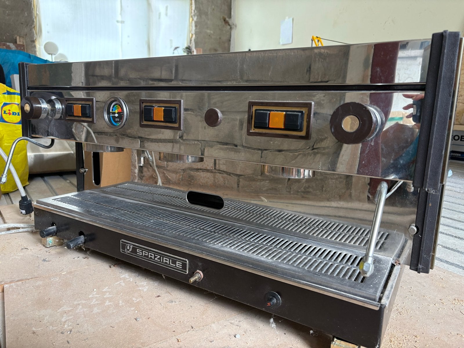 Retro Spaziale 3000 Espressomachine - 3 Groepen, Gas/Stroom, Espresso apparaat, Overige typen, Niet werkend, 4 tot 10 kopjes