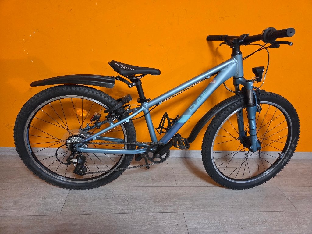Cube 240 Acid Race 24 inch, Fietsen en Brommers, Fietsen | Jongens, Ophalen, Gebruikt, 24 inch, Versnellingen