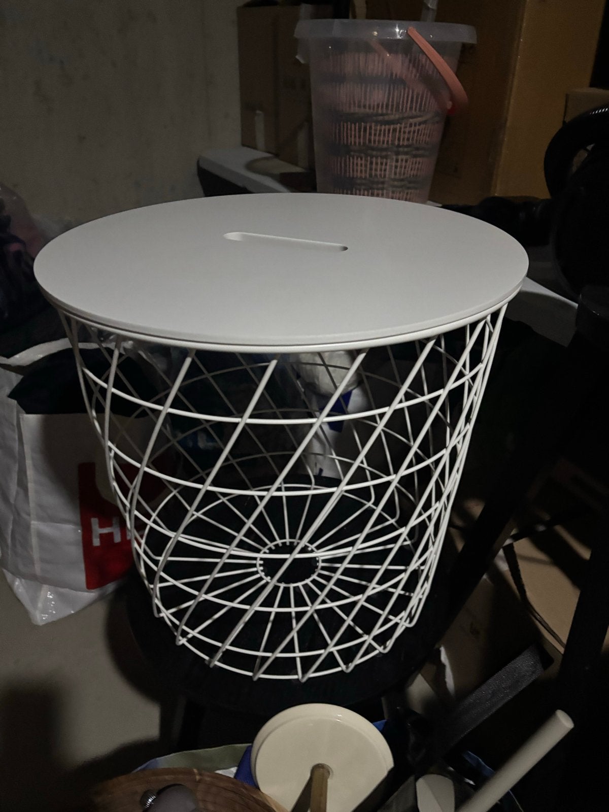 Ikea opbergmand/Bijzettafel, Ophalen, Zo goed als nieuw, Wit, Metaal