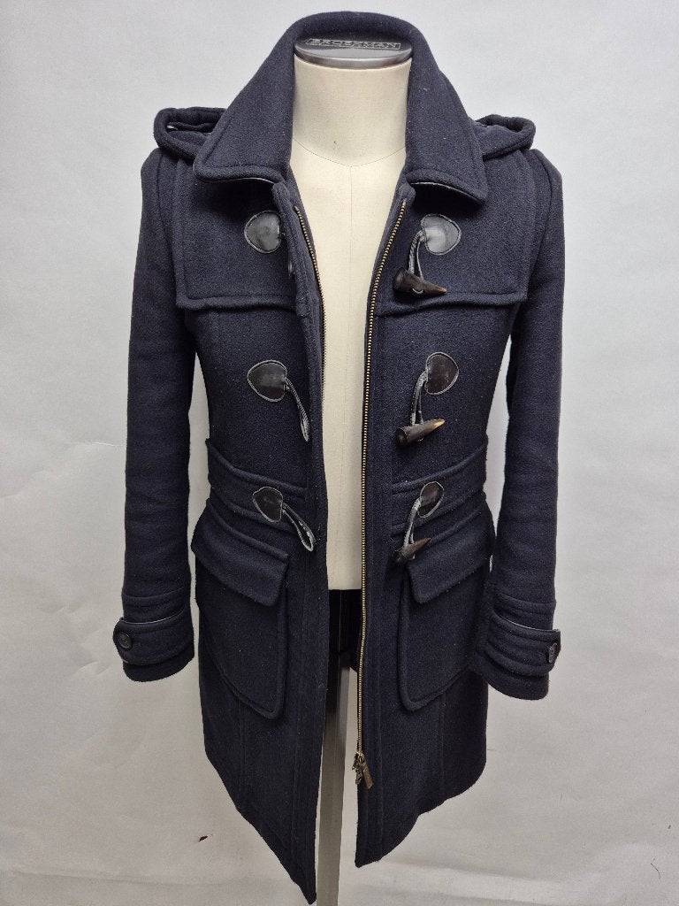 Barbour 'Classic Duffle' dames winter jas. Maat 36, Ophalen of Verzenden, Gedragen, Maat 36 (S), Blauw