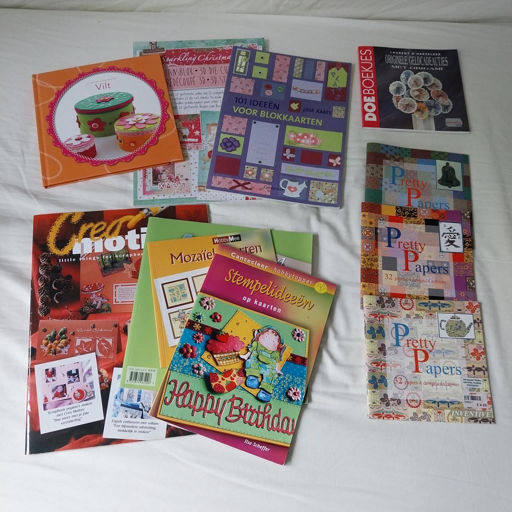Groot knutselpakket: boeken, papier, ponsen en meer!, Hobby en Vrije tijd, Ophalen, Overige typen