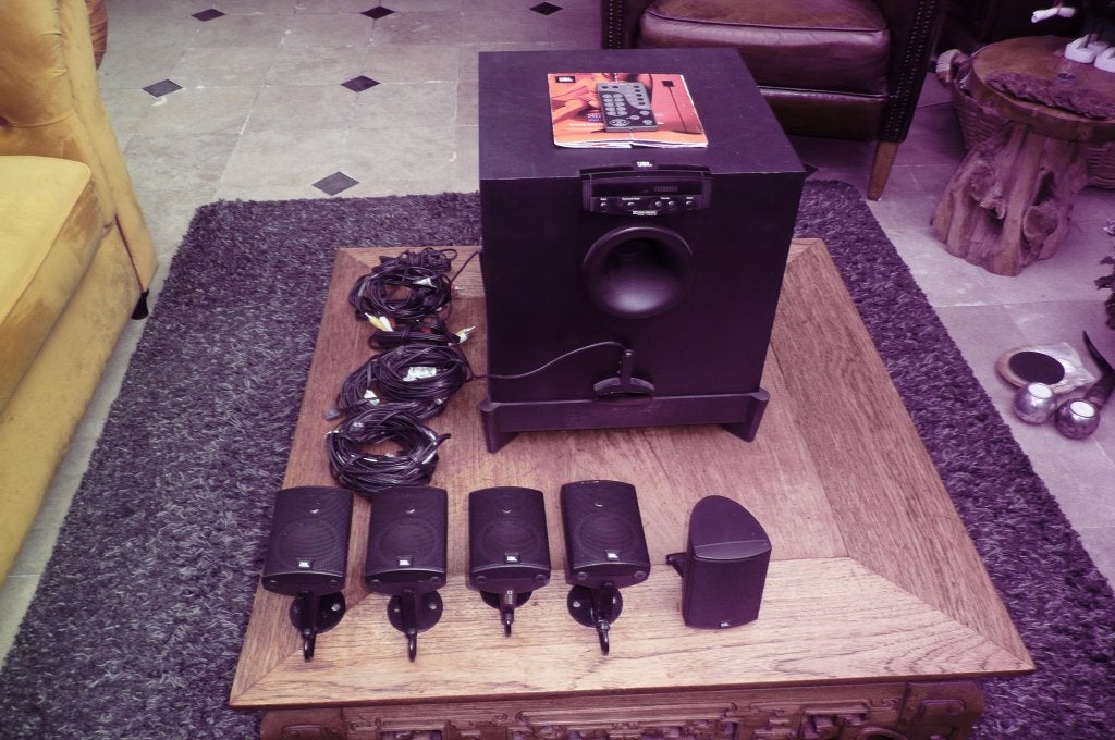 JBL Simply  Cinema 300, 70 watt of meer, Overige spelers, Ophalen, Overige merken