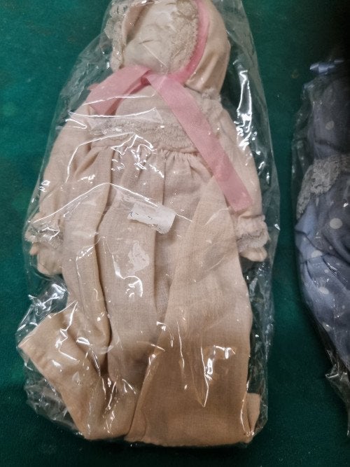 poppen baby met porseleine kopjes, Ophalen of Verzenden, 'T Olde Gre-j, Info@toldegrej.nl, Endepoelstraat 20f Didam