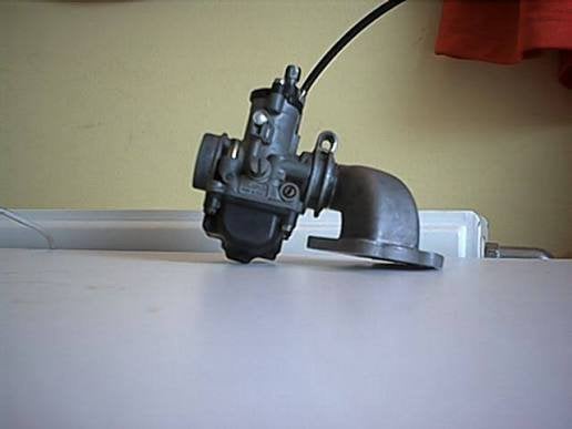 Gezocht: 17,5mm dellorto PHBG met spruitstuk, Ophalen, Zo goed als nieuw, Carburateur
