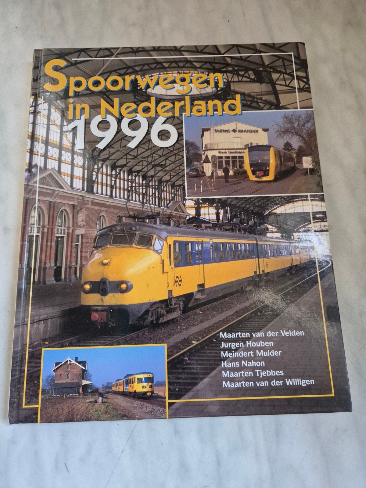 Spoorwegen in Nederland 1996 - Jaarboek, Ophalen of Verzenden, Zo goed als nieuw, Maarten van der Velden, Jurgen Houben, Meindert Mulder e.a.