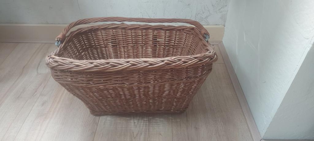Fietskorf mand korf fiets fietsmand riet rotan, Ophalen of Verzenden