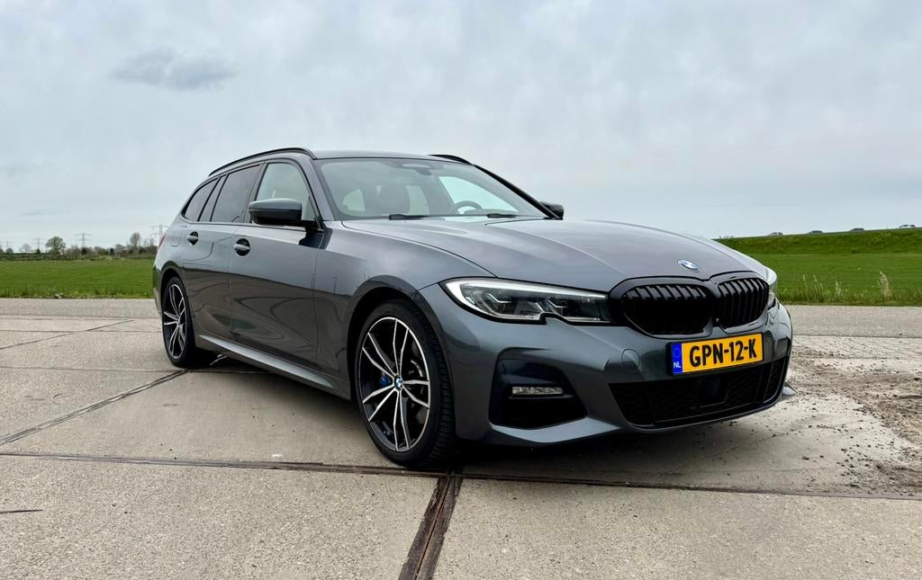 Touring (G21) M-Sport | Laser | HK | Trekhaak |, 1998 cc, Achterwielaandrijving, Zwart, 4 cilinders
